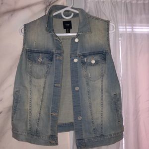 Gap Denim vest 🦋